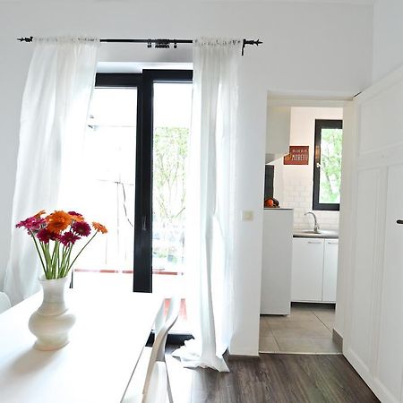European Area Apartments Brussel Bagian luar foto