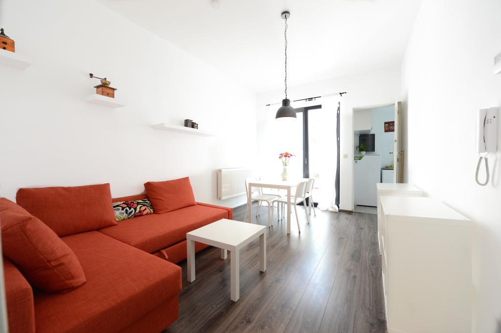 European Area Apartments Brussel Bagian luar foto