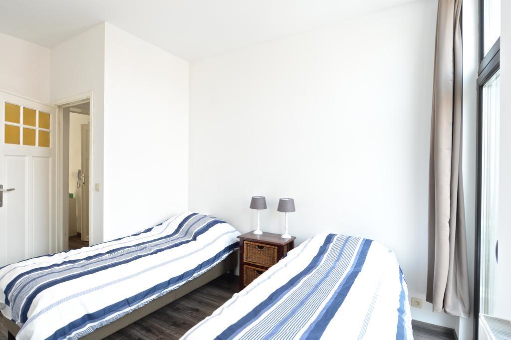 European Area Apartments Brussel Bagian luar foto